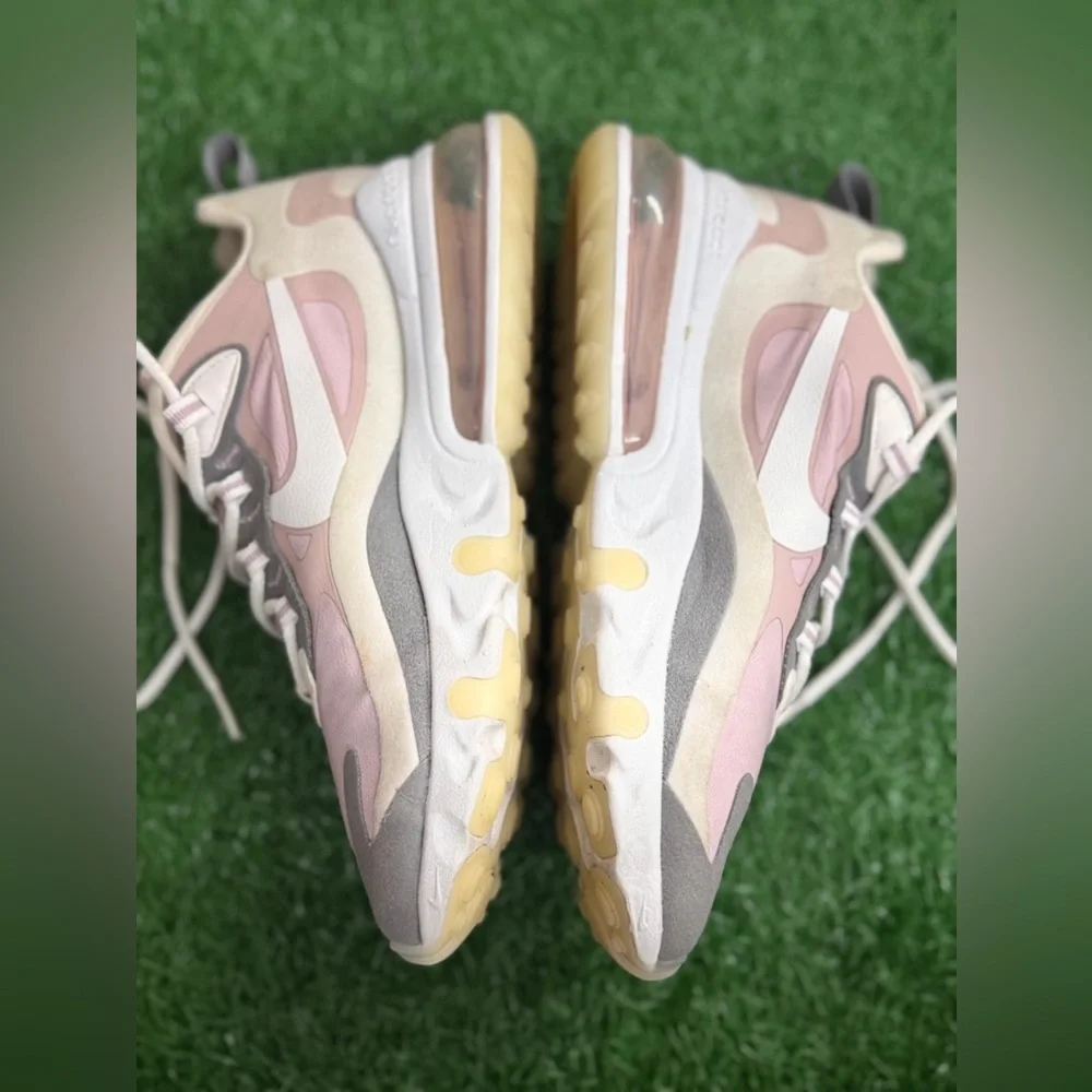Nike (WMNS) Nike Air Max 270 React‎ 'Plum Chalk' CI3899-500 Size 7.5